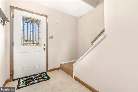 Entry Way - 412 B Center St, Frederick, MD 21701 photo 1 of 4