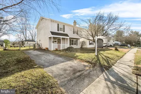 Exterior - 412 B Center St, Frederick, MD 21701 photo 3 of 4