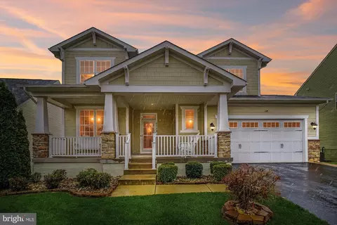 1112 Lakin Dr, Frederick, MD 21702