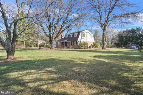 Exterior - 8003 Clearfield Rd, Frederick, MD 21702 photo 7 of 13