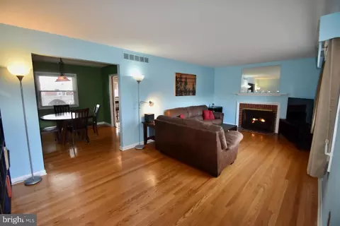 Living - 910 Pontiac Ave, Frederick, MD 21701 photo 1 of 2