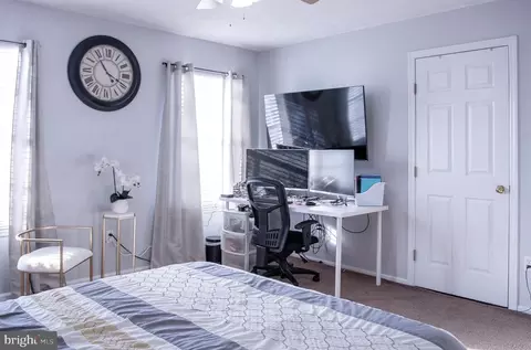 Bedroom - 6918 Taran Ct, Frederick, MD 21703 photo 6 of 7