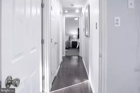 Entry Way - 6918 Taran Ct, Frederick, MD 21703 photo 13 of 18