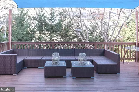 Exterior - 6918 Taran Ct, Frederick, MD 21703 photo 9 of 25