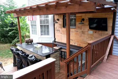 Exterior - 6918 Taran Ct, Frederick, MD 21703 photo 22 of 25