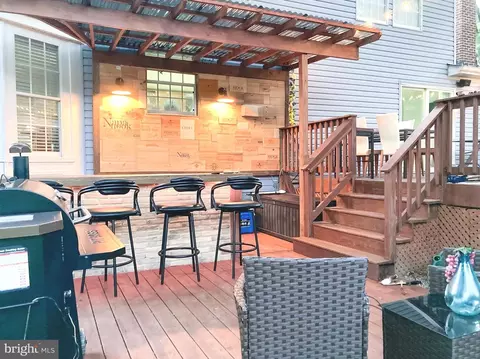 Exterior - 6918 Taran Ct, Frederick, MD 21703 photo 7 of 25