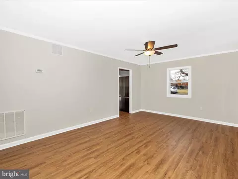 614 Mary St, Frederick, MD 21701 photo 8