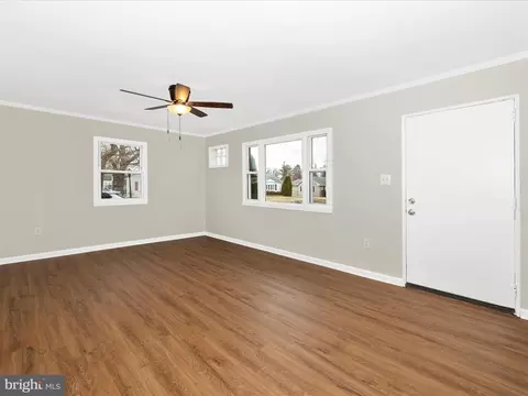 614 Mary St, Frederick, MD 21701 photo 6