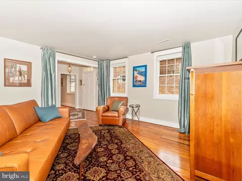Living - 222 Patrick St E, Frederick, MD 21701 photo 6 of 7