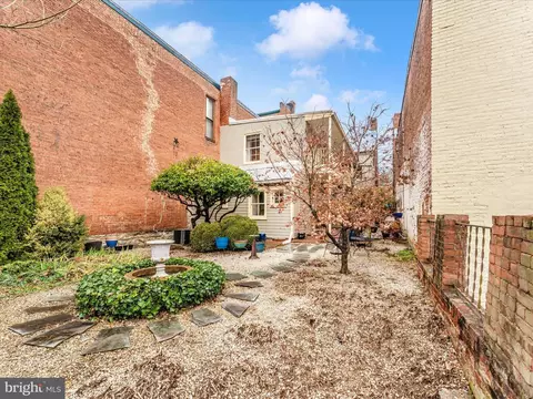 Exterior - 222 Patrick St E, Frederick, MD 21701 photo 5 of 16