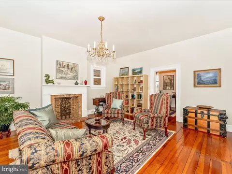 Living - 222 Patrick St E, Frederick, MD 21701 photo 3 of 7
