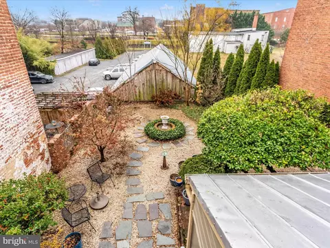 Exterior - 222 Patrick St E, Frederick, MD 21701 photo 13 of 16