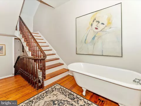 Entry Way - 222 Patrick St E, Frederick, MD 21701 photo 11 of 16