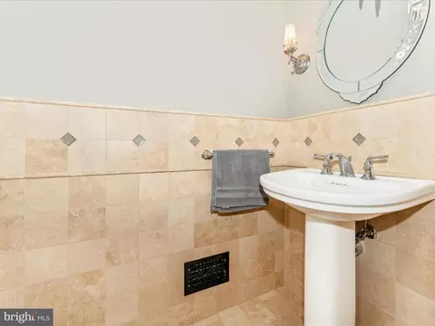 Bath - 222 Patrick St E, Frederick, MD 21701 photo 1 of 7