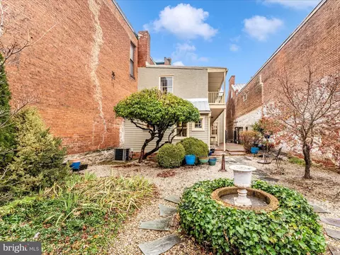 Exterior - 222 Patrick St E, Frederick, MD 21701 photo 6 of 16