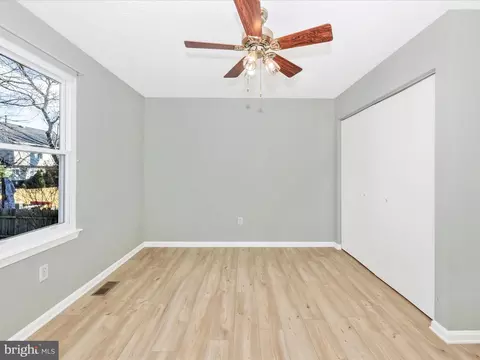 208 Thames Dr, Frederick, MD 21702 photo 23