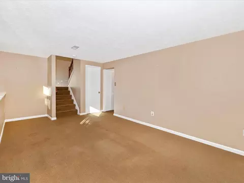 208 Thames Dr, Frederick, MD 21702 photo 35