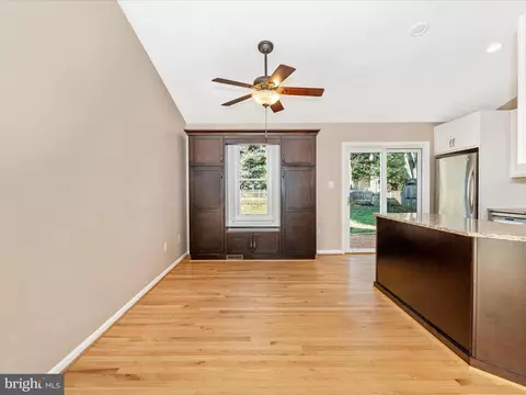 208 Thames Dr, Frederick, MD 21702 photo 10