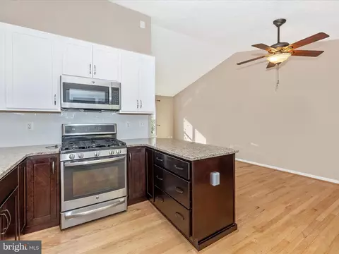 208 Thames Dr, Frederick, MD 21702 photo 18