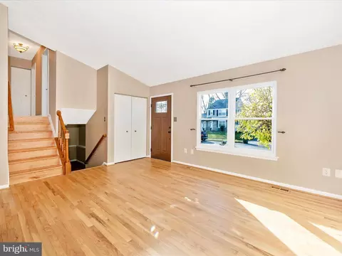 208 Thames Dr, Frederick, MD 21702 photo 6