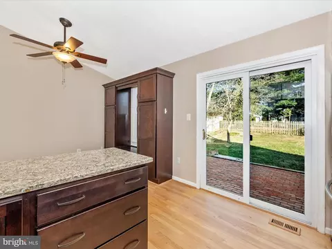 208 Thames Dr, Frederick, MD 21702 photo 19