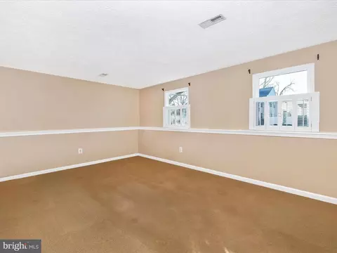 208 Thames Dr, Frederick, MD 21702 photo 32