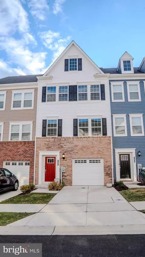 1433 Clingmans Dome Dr, Frederick, MD 21702