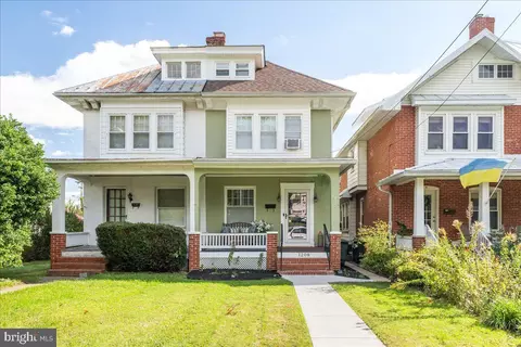 1208 N Market St, Frederick, MD 21701