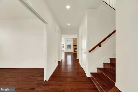 Entry Way - 2006 Benton Way, Frederick, MD 21702 photo 5 of 22
