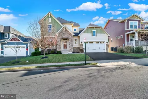 Exterior - 2006 Benton Way, Frederick, MD 21702 photo 8 of 11