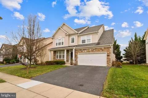 Exterior - 440 Mohican Dr, Frederick, MD 21701 photo 2 of 4