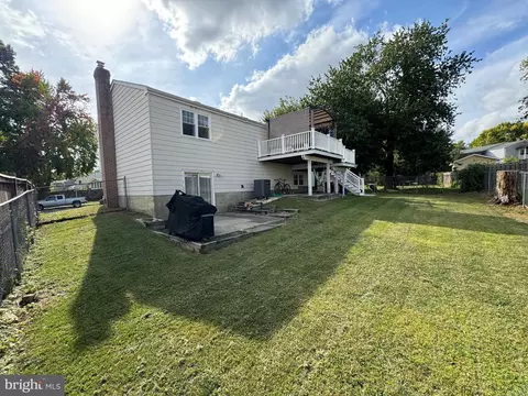 Exterior - 1519 Andover Ln, Frederick, MD 21702 photo 4 of 5