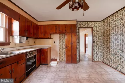 5912 Quinn Rd, Frederick, MD 21701 photo 8