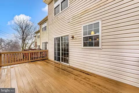 Exterior - 950 Turning Point Ct, Frederick, MD 21701 photo 6 of 12