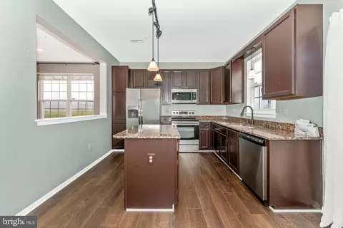 Kitchen - 950 Turning Point Ct, Frederick, MD 21701 photo 2 of 4
