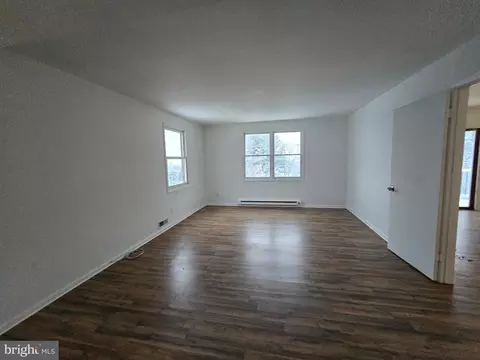 Living - 4304 Calvert Cir, Frederick, MD 21703 photo 17 of 23