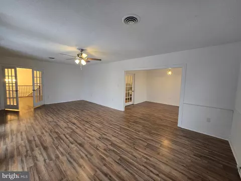 Living - 4304 Calvert Cir, Frederick, MD 21703 photo 7 of 23