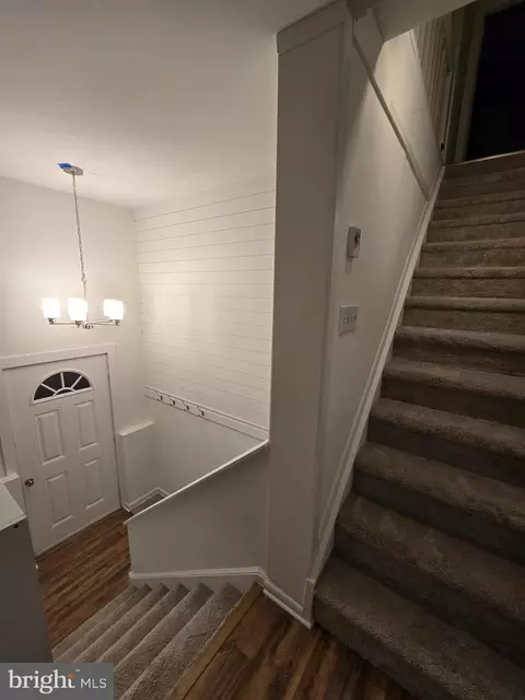 Entry Way - 4304 Calvert Cir, Frederick, MD 21703 photo 5 of 11