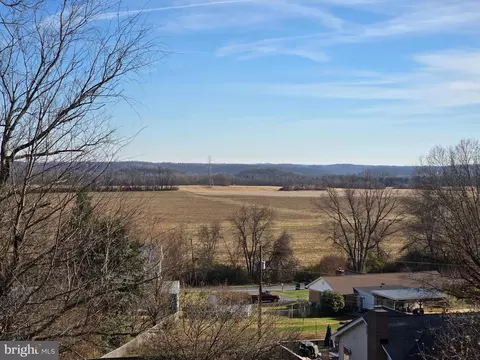 View/Area - 4304 Calvert Cir, Frederick, MD 21703 photo 1 of 2