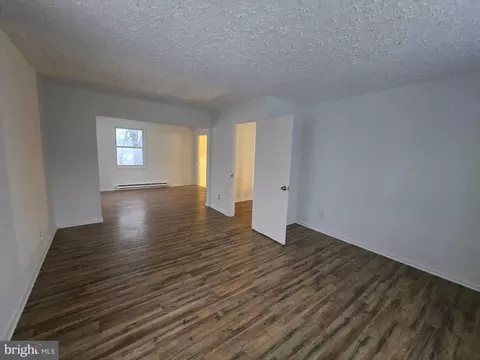 Living - 4304 Calvert Cir, Frederick, MD 21703 photo 13 of 23
