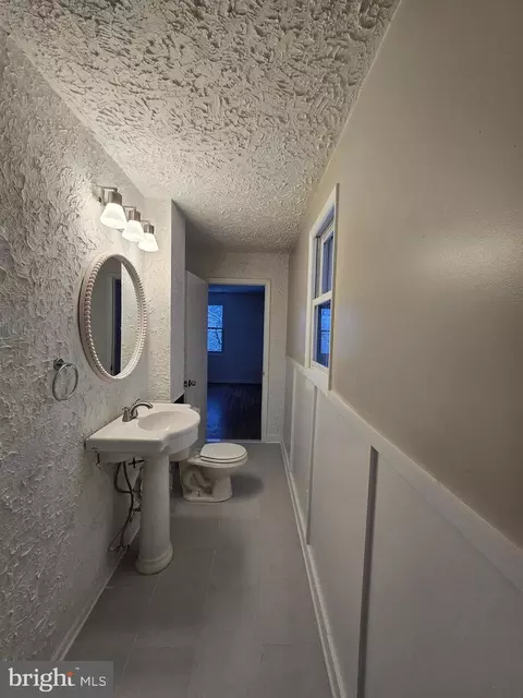 Entry Way - 4304 Calvert Cir, Frederick, MD 21703 photo 8 of 11