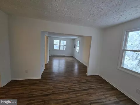 Living - 4304 Calvert Cir, Frederick, MD 21703 photo 15 of 23