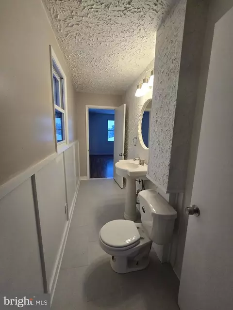 Bath - 4304 Calvert Cir, Frederick, MD 21703 photo 3 of 3