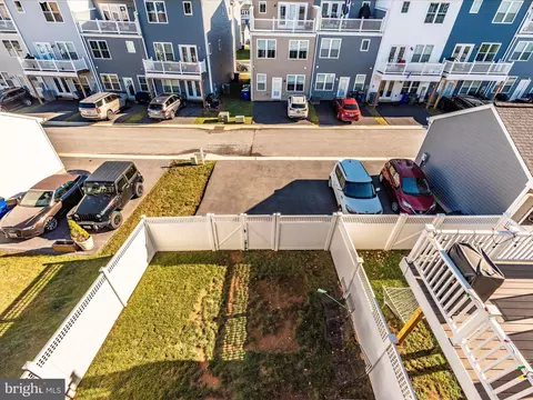 View/Area - 410 Waverley Dr, Frederick, MD 21702 photo 1 of 2