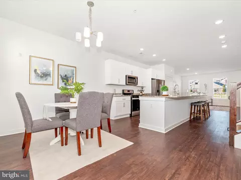 Dining - 410 Waverley Dr, Frederick, MD 21702 photo 4 of 4