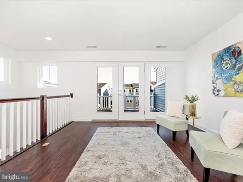 Entry Way - 410 Waverley Dr, Frederick, MD 21702 photo 8 of 9