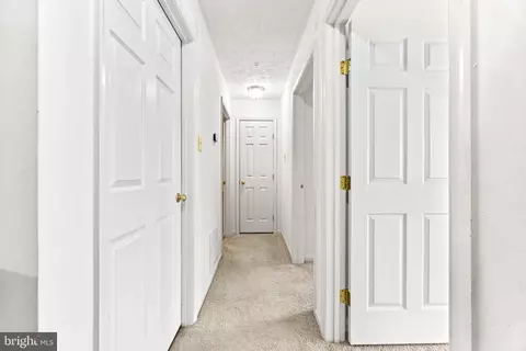 Entry Way - 5244 Regal Ct, Frederick, MD 21703 photo 3 of 4