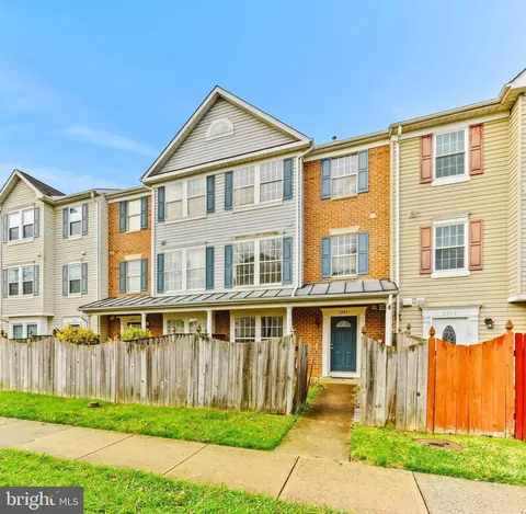 5244 Regal Ct, Frederick, MD 21703