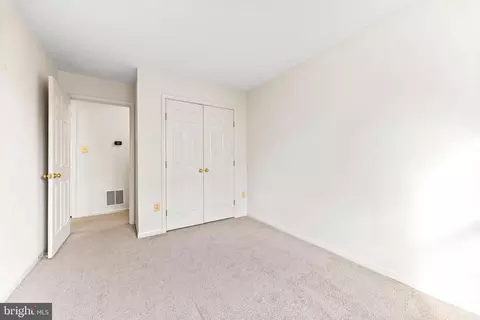 Bedroom - 5244 Regal Ct, Frederick, MD 21703 photo 4 of 4