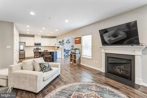 2124 Battery Ln, Frederick, MD 21702 photo 11